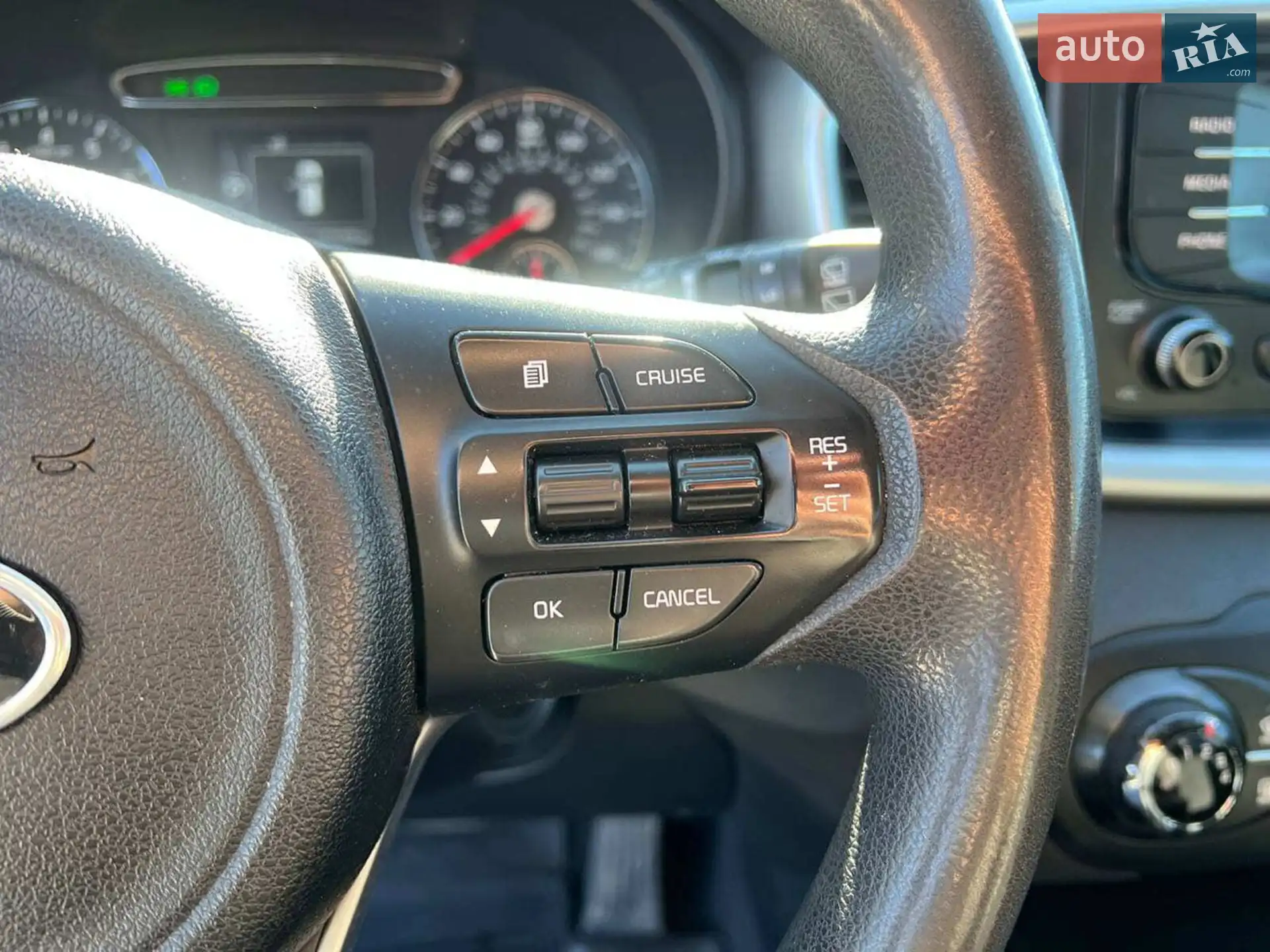 2016 Kia Sorento - мініатюра 23