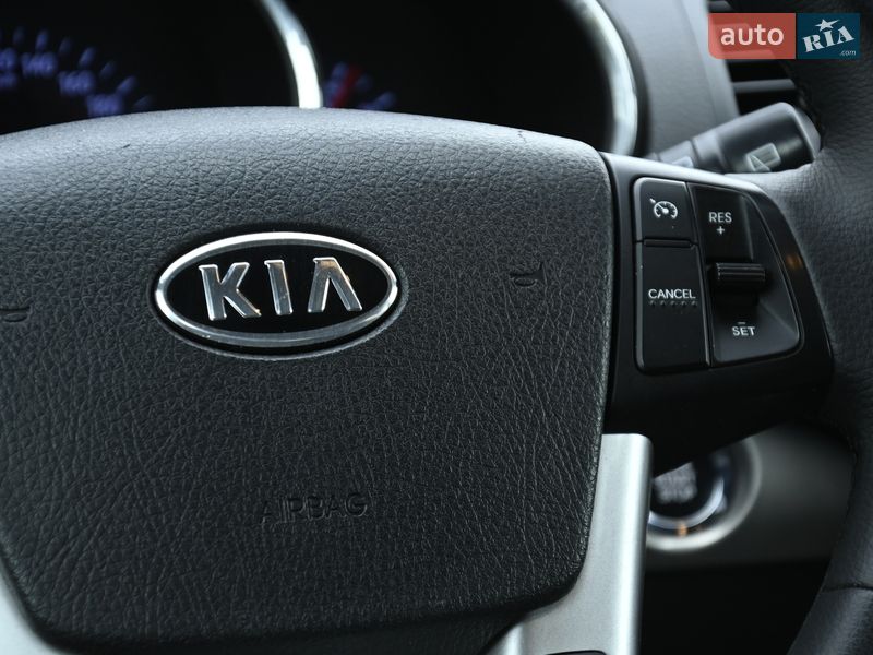 Позашляховик / Кросовер Kia Sorento 2011 в Бердичеві