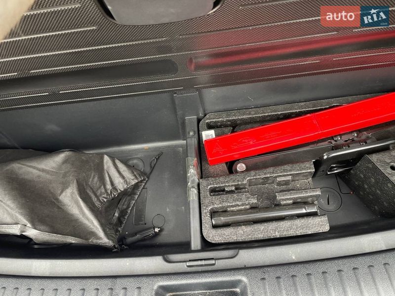 Позашляховик / Кросовер Kia Sorento 2014 в Києві