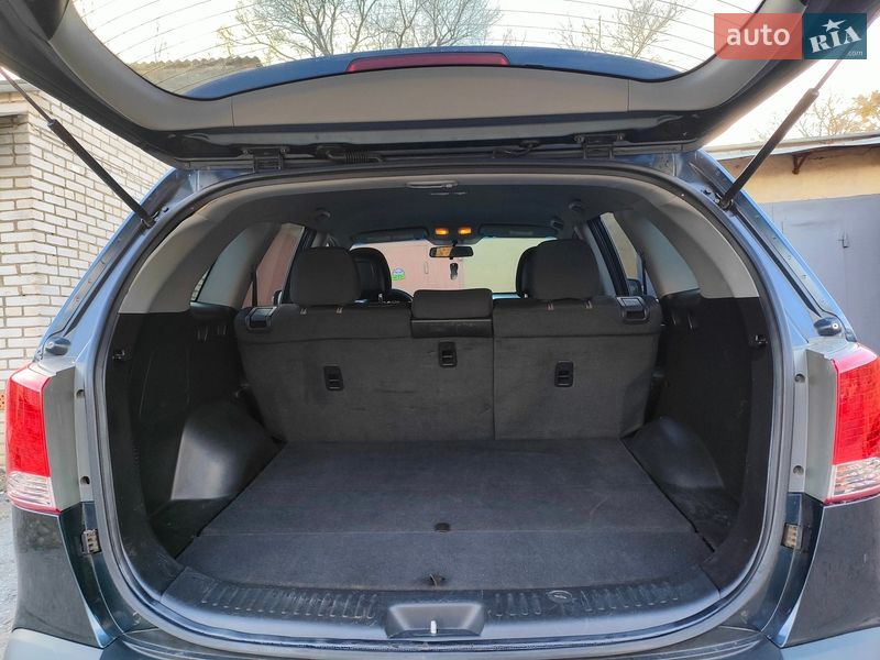 Позашляховик / Кросовер Kia Sorento 2010 в Сумах