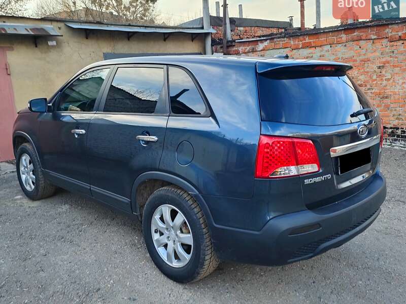 Позашляховик / Кросовер Kia Sorento 2010 в Сумах