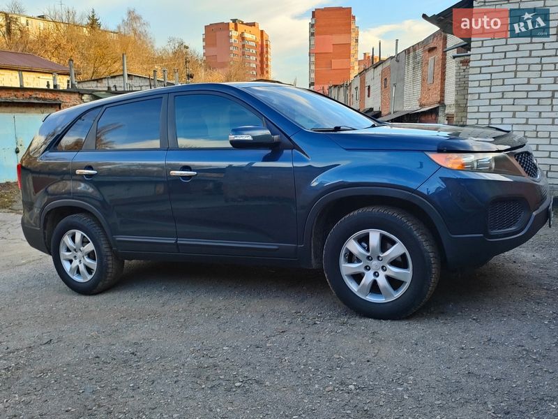 Позашляховик / Кросовер Kia Sorento 2010 в Сумах