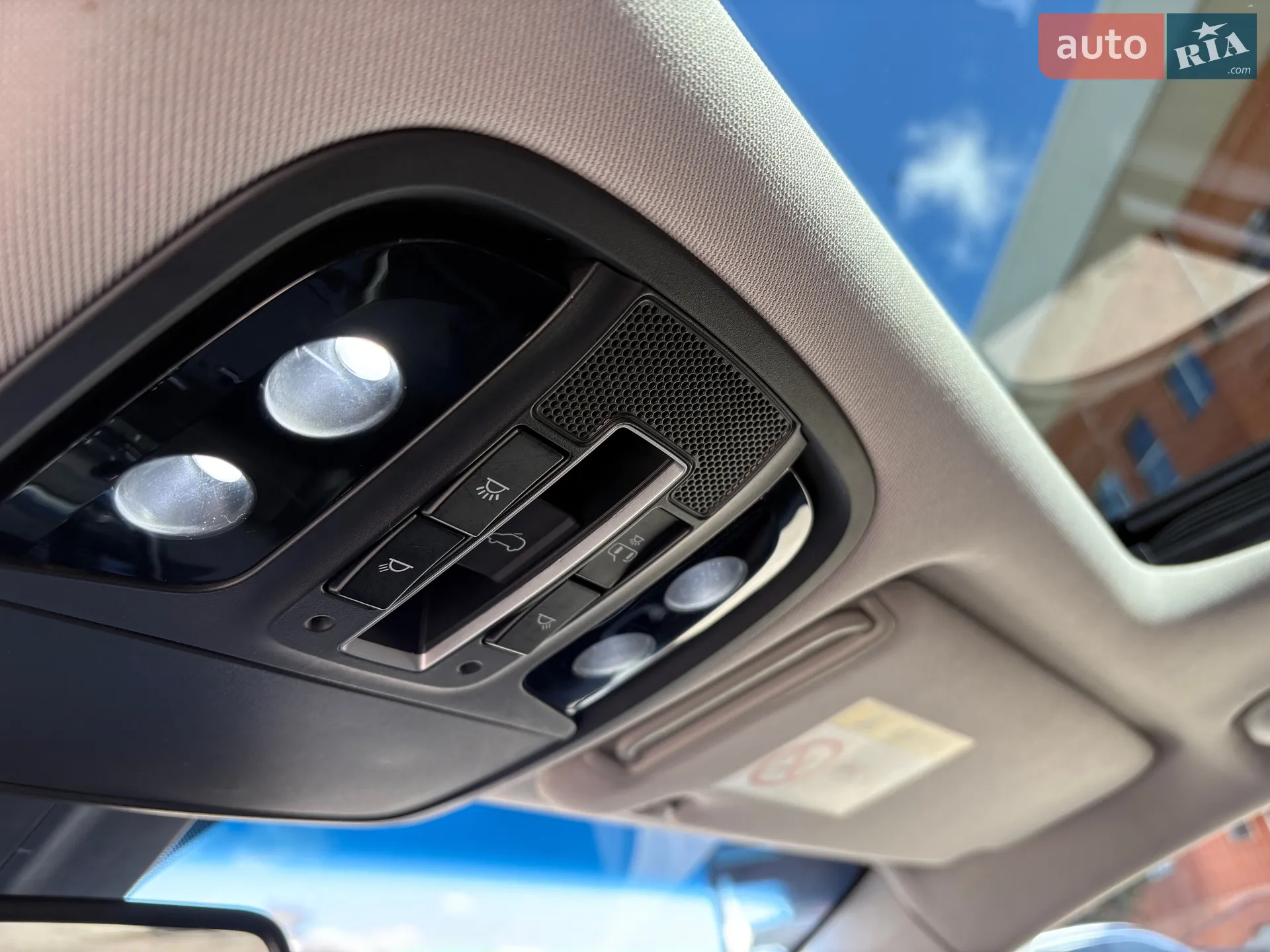 2016 Kia Sorento - мініатюра 28