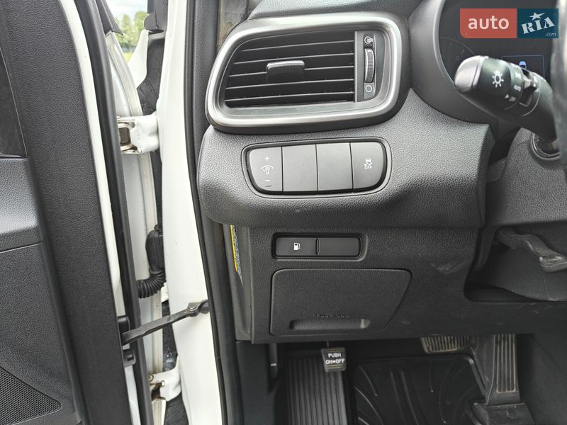 Внедорожник / Кроссовер Kia Sorento 2016 в Пятихатках фото 10 Внедорожник / Кроссовер Kia Sorento 2016 в Пятихатках