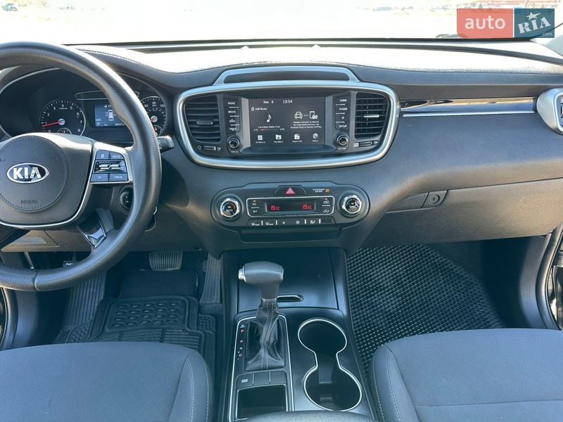 Позашляховик / Кросовер Kia Sorento 2018 в Києві
