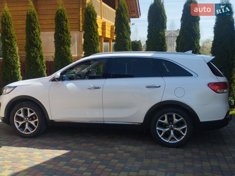 Позашляховик / Кросовер Kia Sorento 2016 в Калуші