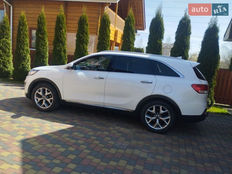 Позашляховик / Кросовер Kia Sorento 2016 в Калуші
