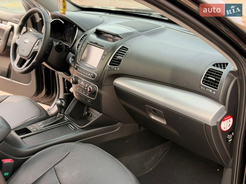 Внедорожник / Кроссовер Kia Sorento 2013 в Ровно фото 26 Внедорожник / Кроссовер Kia Sorento 2013 в Ровно