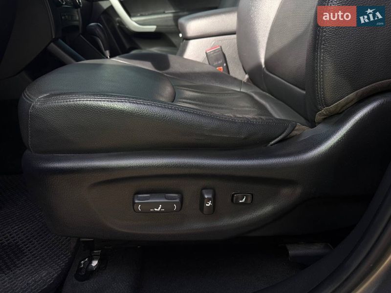 Внедорожник / Кроссовер Kia Sorento 2012 в Виннице фото 11 Внедорожник / Кроссовер Kia Sorento 2012 в Виннице