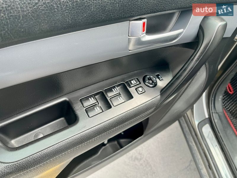 Позашляховик / Кросовер Kia Sorento 2013 в Тернополі