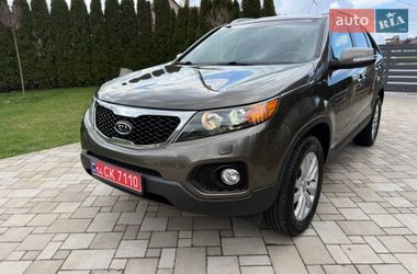Позашляховик / Кросовер Kia Sorento 2010 в Івано-Франківську