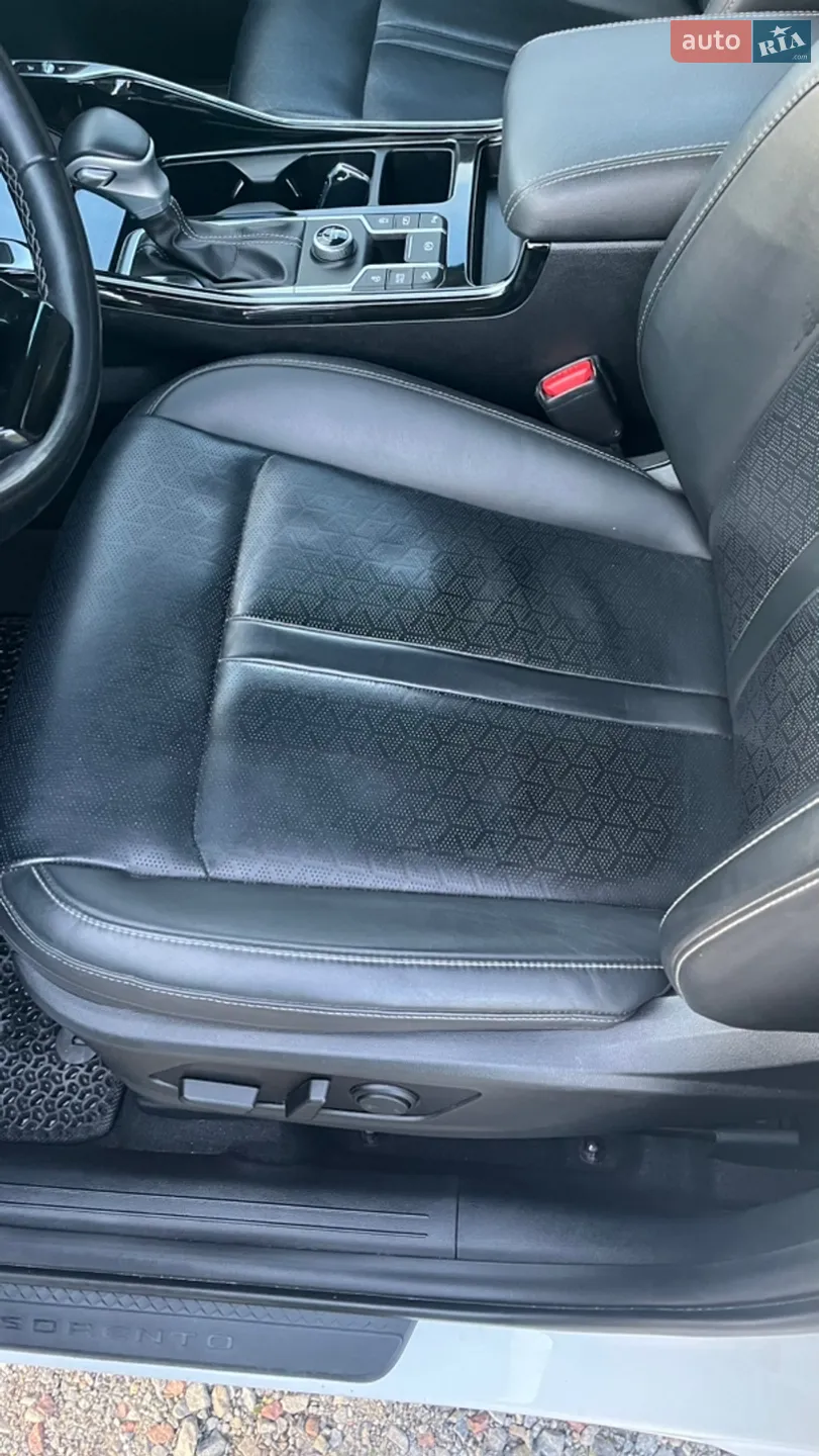 2021 Kia Sorento - мініатюра 27