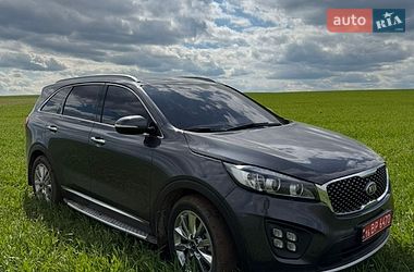 Позашляховик / Кросовер Kia Sorento 2016 в Миколаєві
