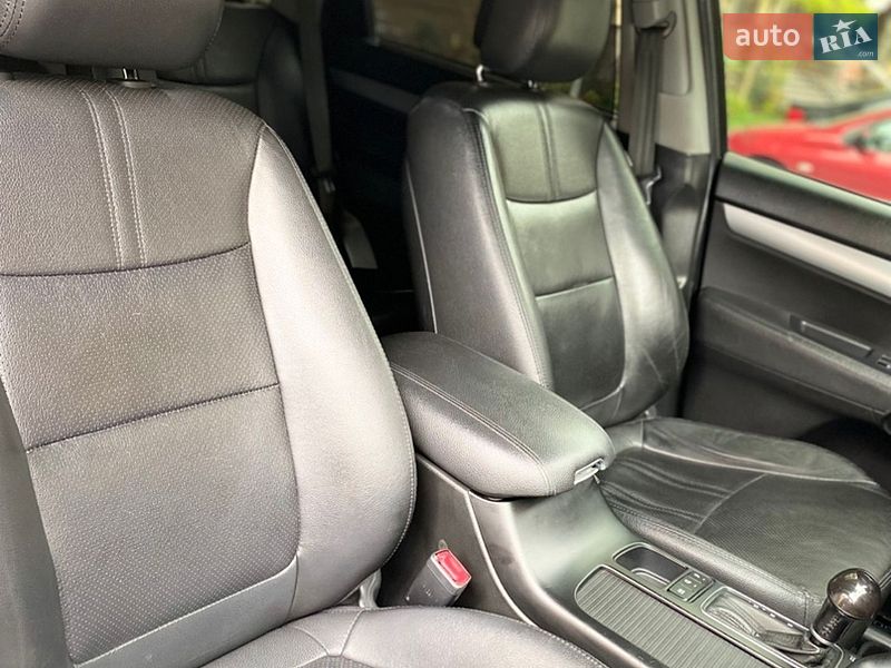 Внедорожник / Кроссовер Kia Sorento 2012 в Киеве