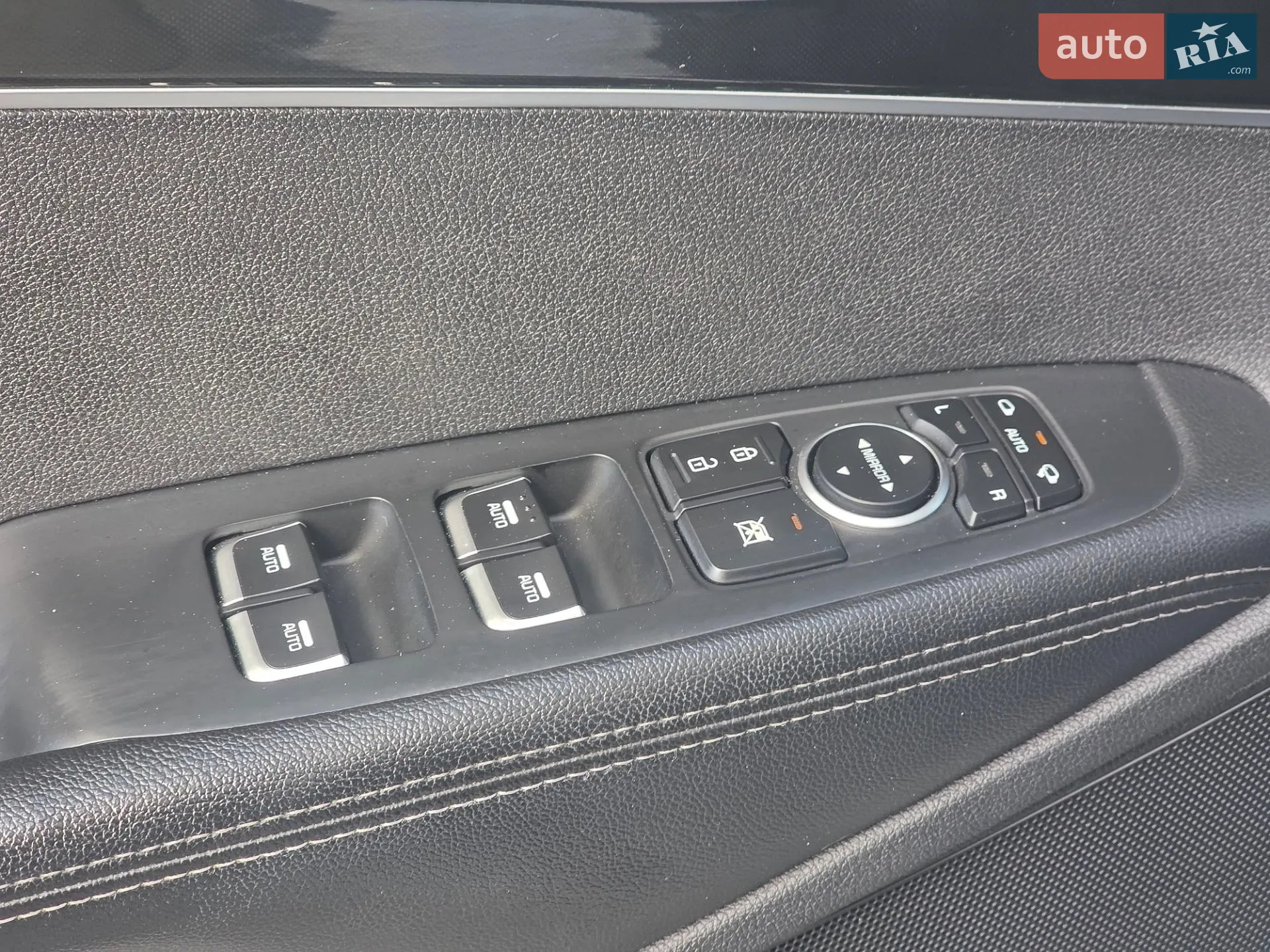 2016 Kia Sorento - мініатюра 84