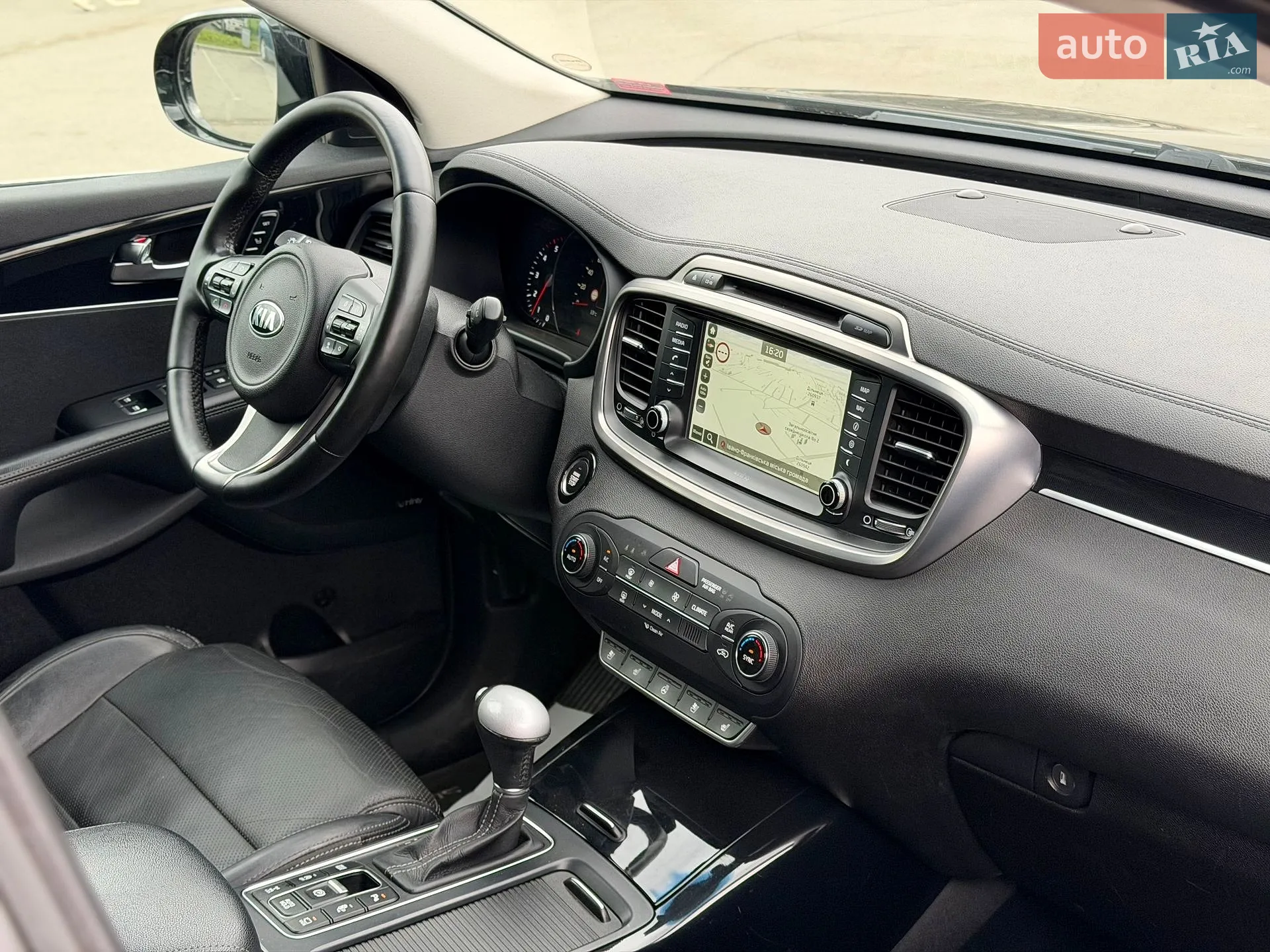 2016 Kia Sorento - мініатюра 25