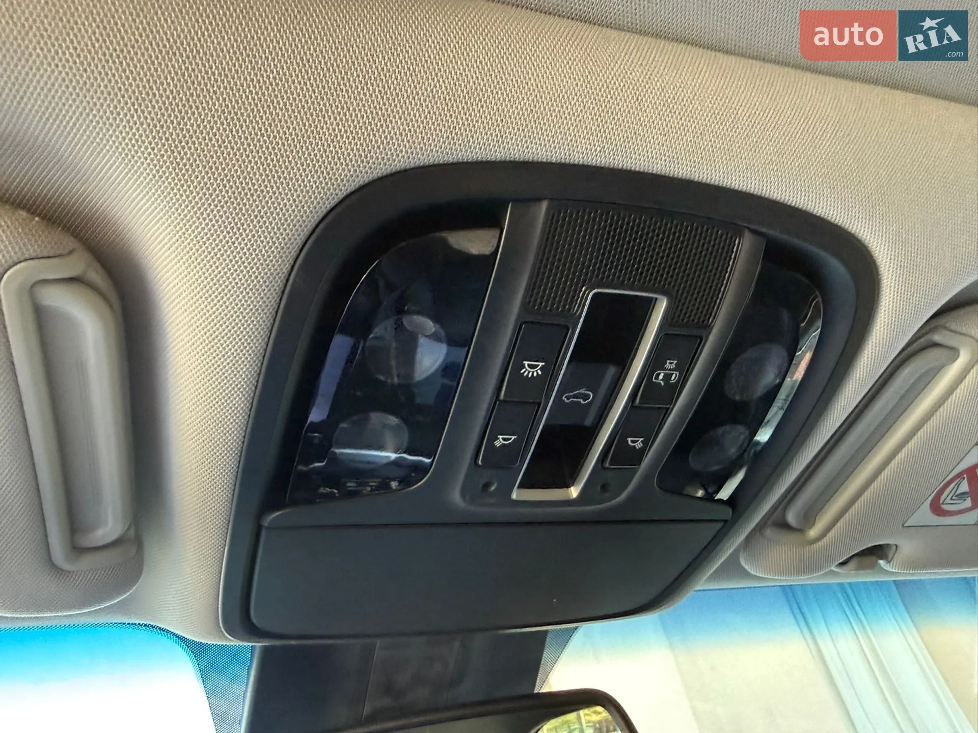 2015 Kia Sorento - мініатюра 47