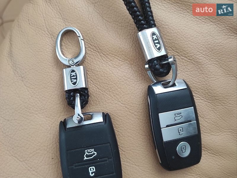Внедорожник / Кроссовер Kia Sorento 2015 в Киеве