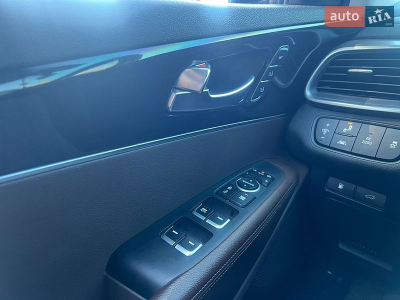 Внедорожник / Кроссовер Kia Sorento 2015 в Львове фото 20 Внедорожник / Кроссовер Kia Sorento 2015 в Львове