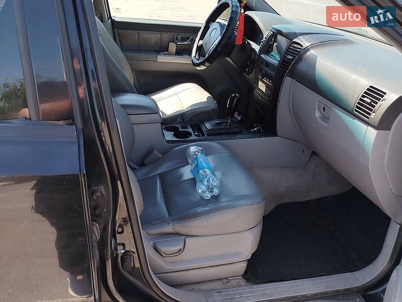 Внедорожник / Кроссовер Kia Sorento 2005 в Запорожье