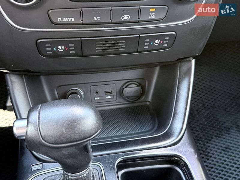 Внедорожник / Кроссовер Kia Sorento 2013 в Луцке фото 67 Внедорожник / Кроссовер Kia Sorento 2013 в Луцке