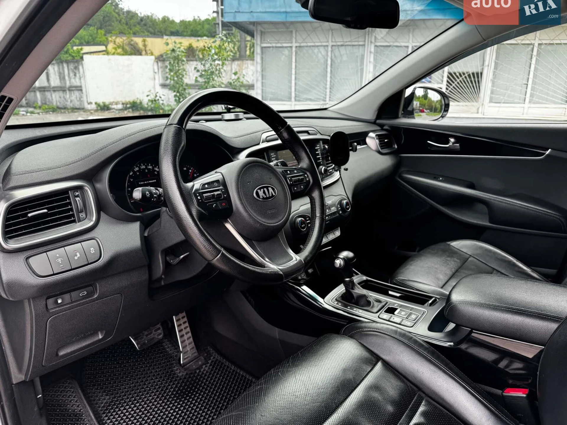 2017 Kia Sorento - мініатюра 18