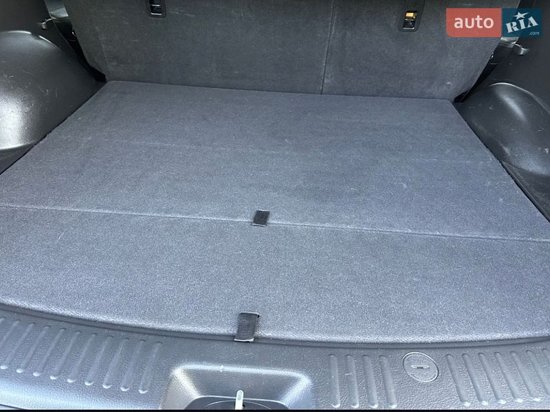 Внедорожник / Кроссовер Kia Sorento 2012 в Звягеле