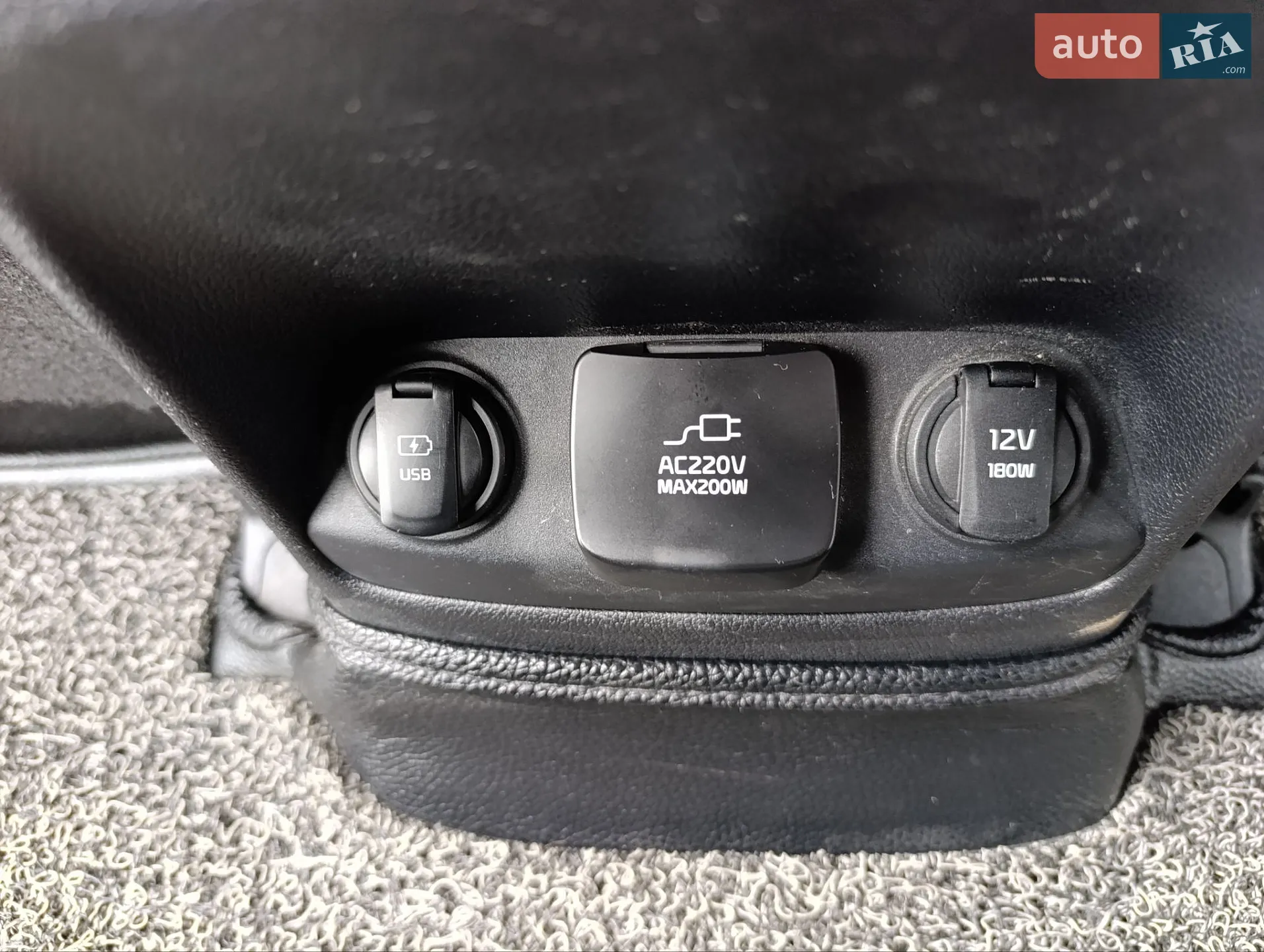 2015 Kia Sorento - мініатюра 14