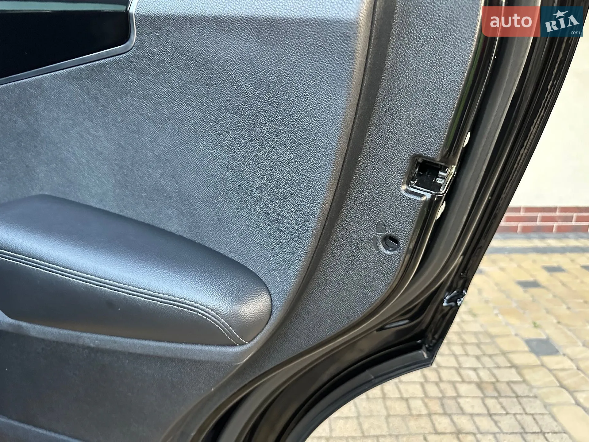 2017 Kia Sorento - мініатюра 216
