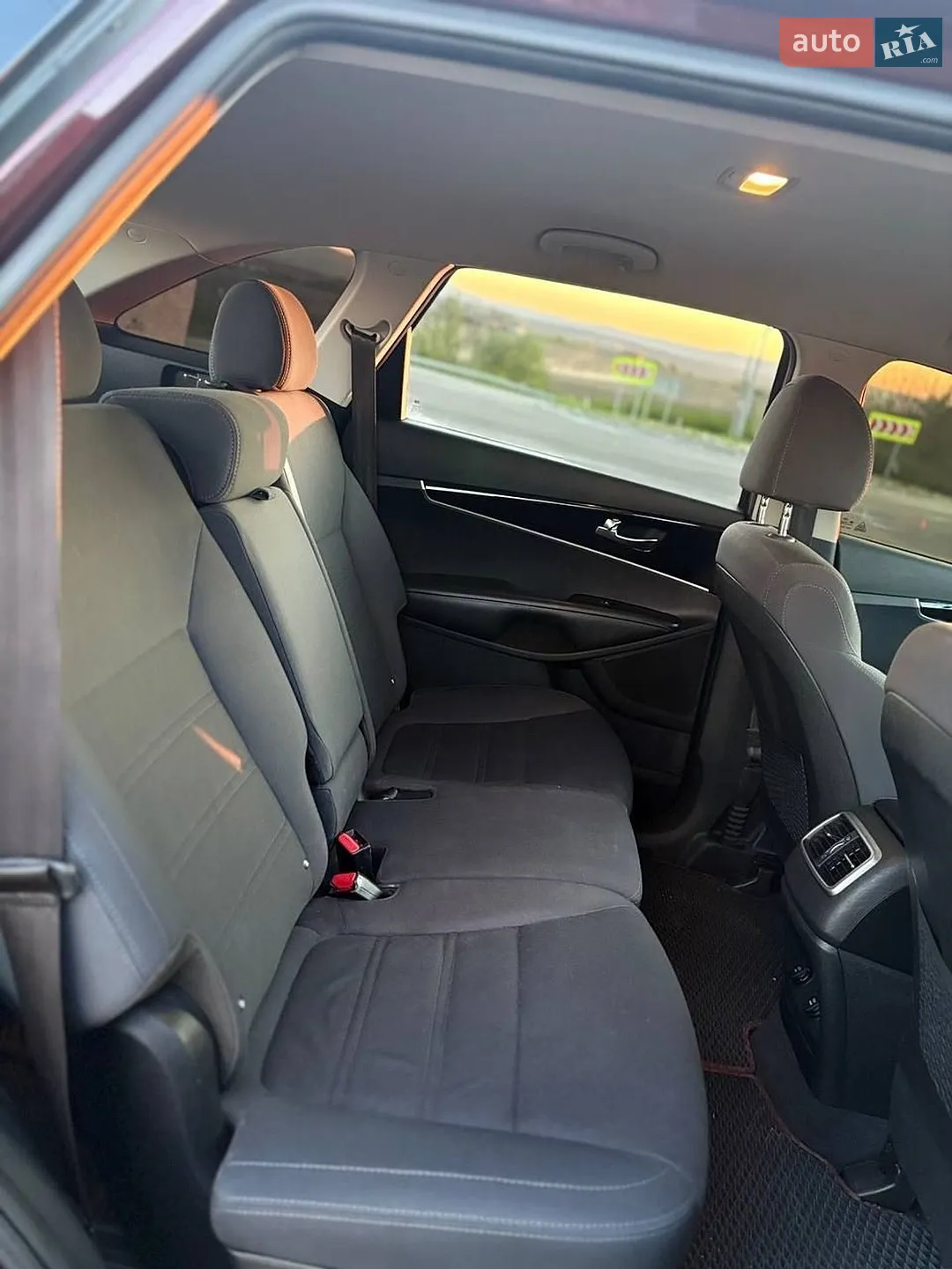 2018 Kia Sorento - мініатюра 3