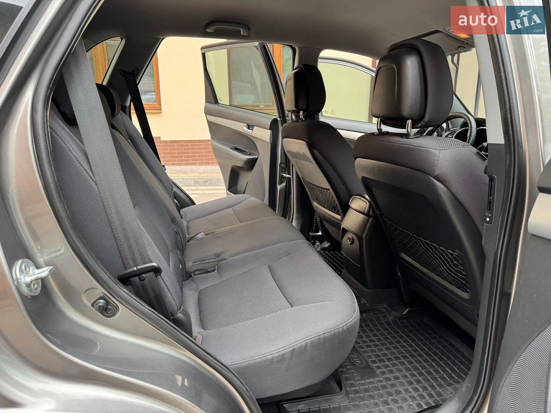 2010 Kia Sorento - мініатюра 38