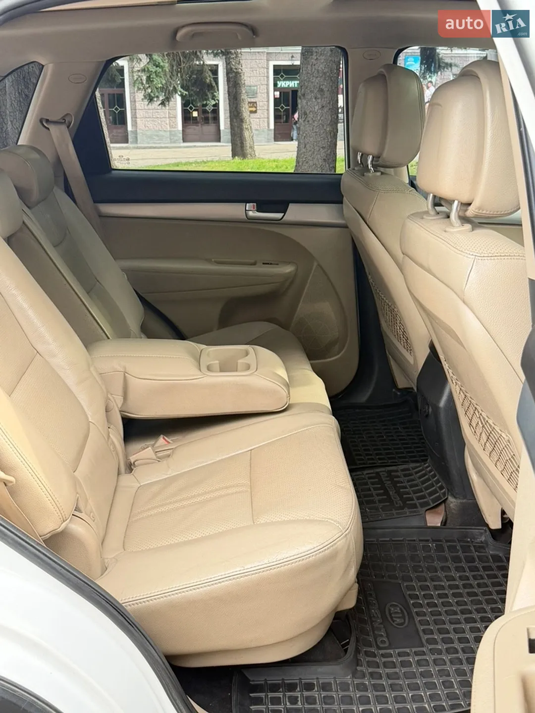 2010 Kia Sorento - мініатюра 13