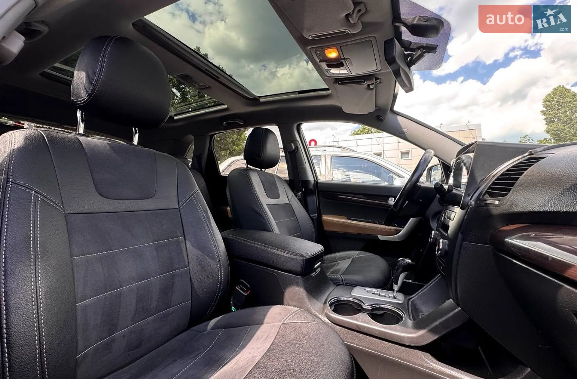 2010 Kia Sorento - мініатюра 13