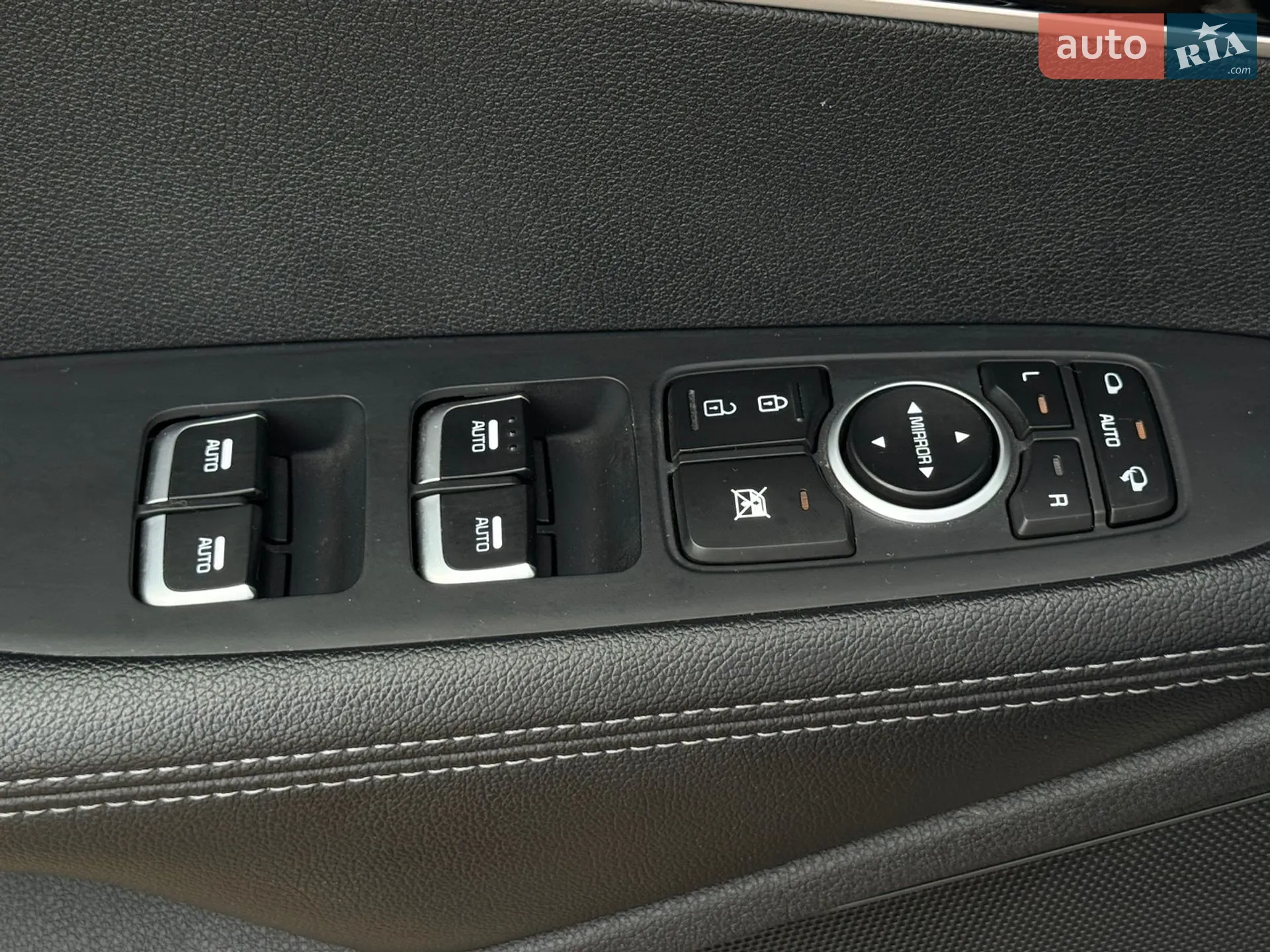 2018 Kia Sorento - мініатюра 16