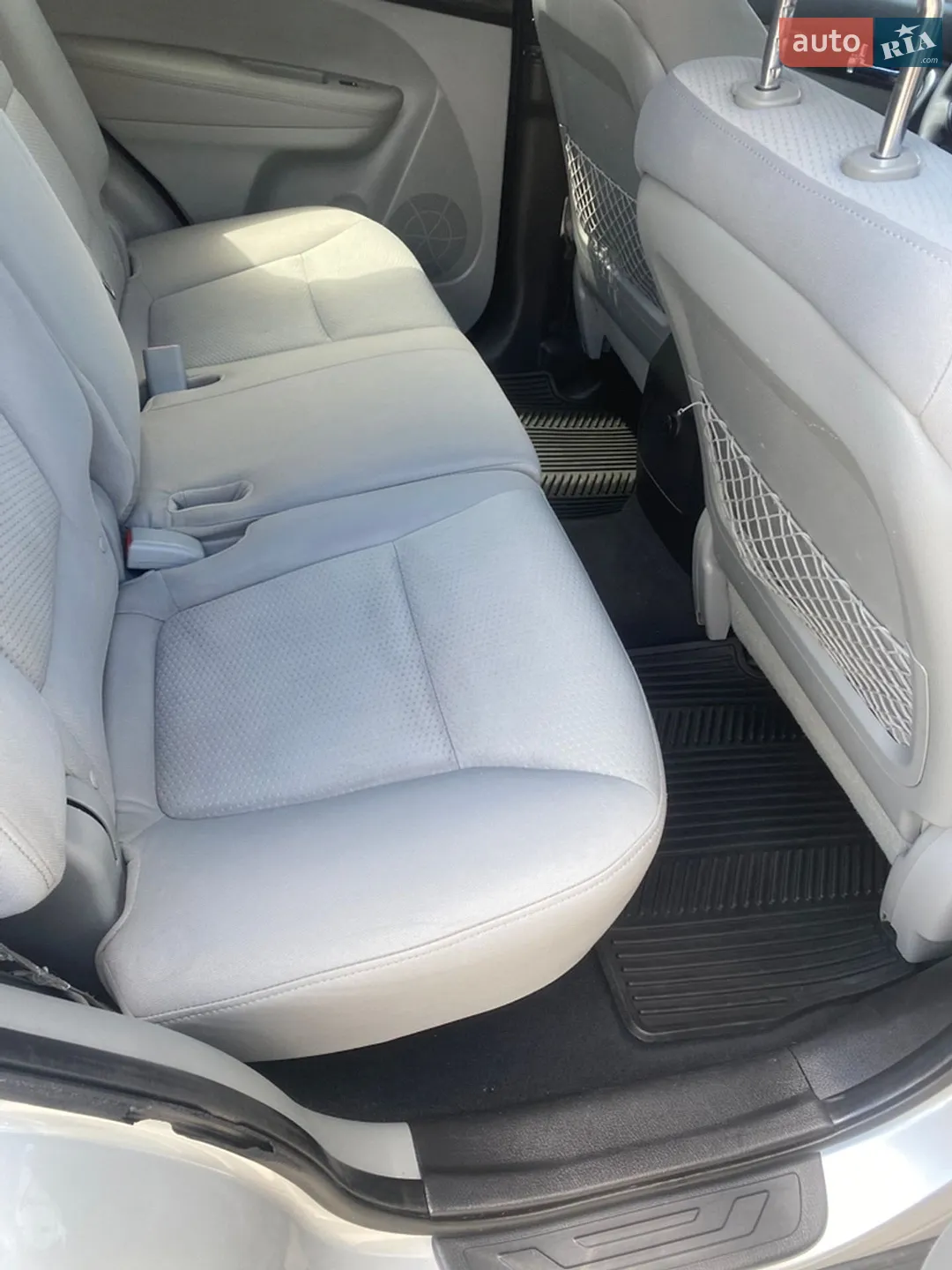 2010 Kia Sorento - мініатюра 11