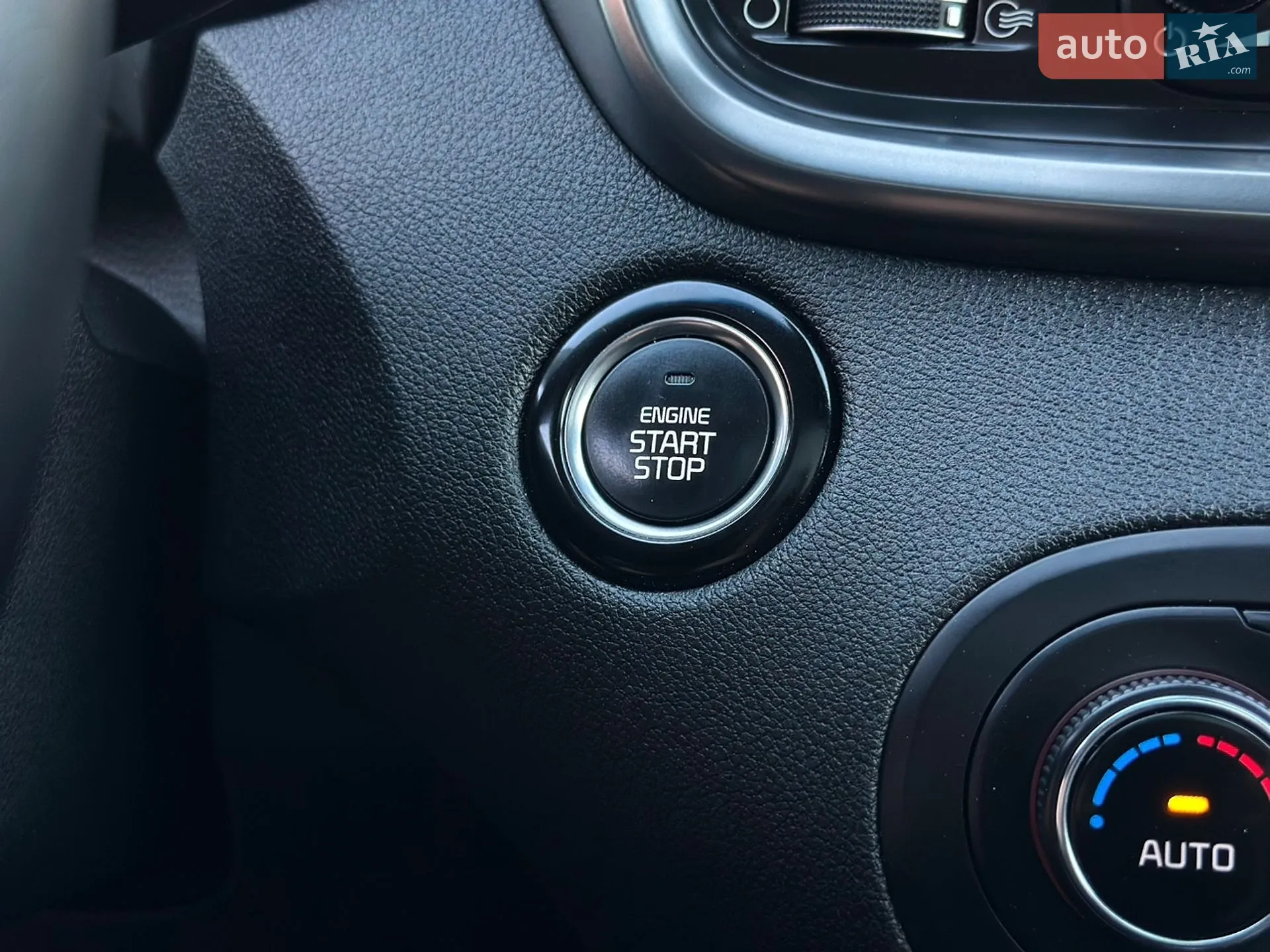 2015 Kia Sorento - мініатюра 40