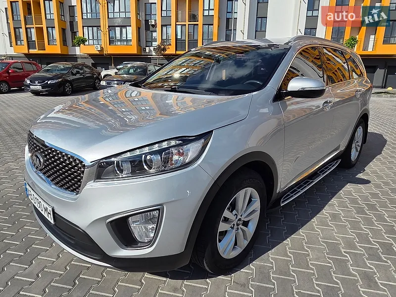 Kia Sorento 2018 VIN 5XYPG4A59KG472593 фото оголошення 44 з 79