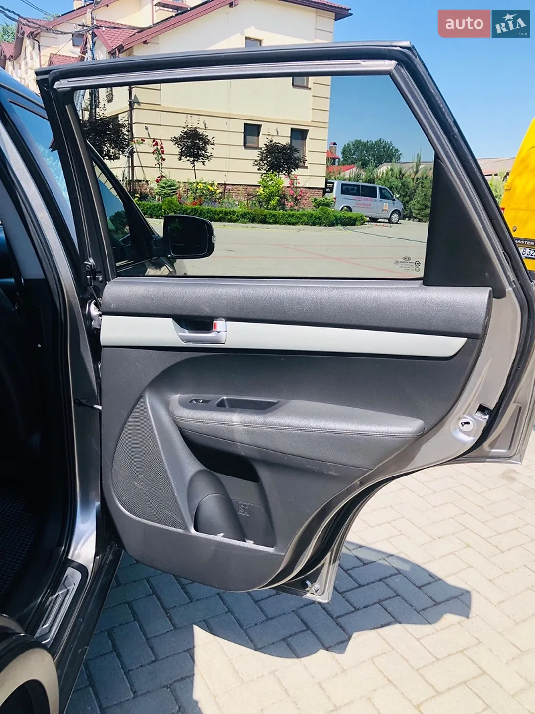2010 Kia Sorento - мініатюра 11