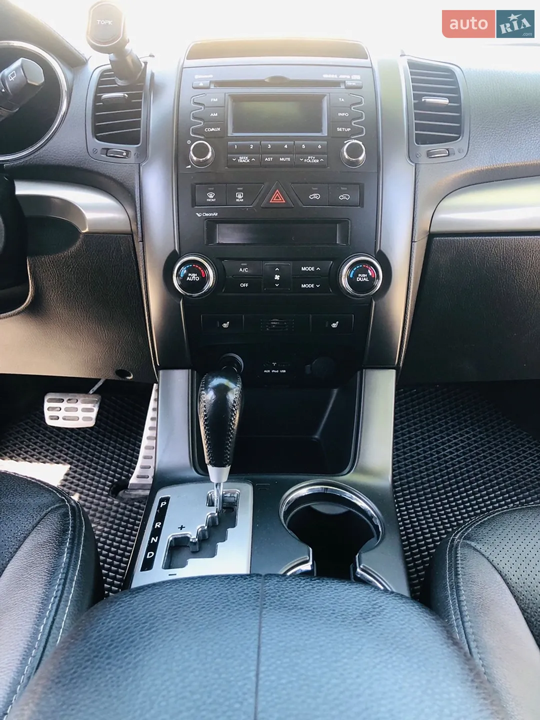 2010 Kia Sorento - мініатюра 25