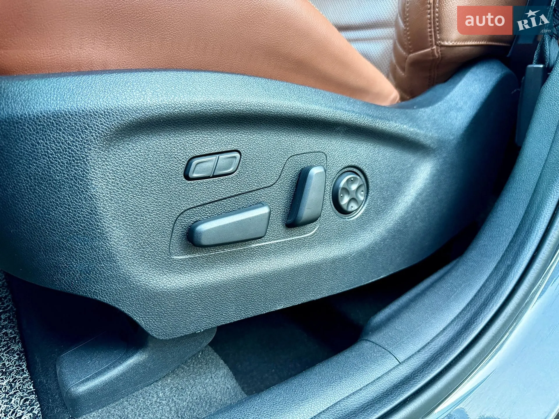 2017 Kia Sorento - мініатюра 18