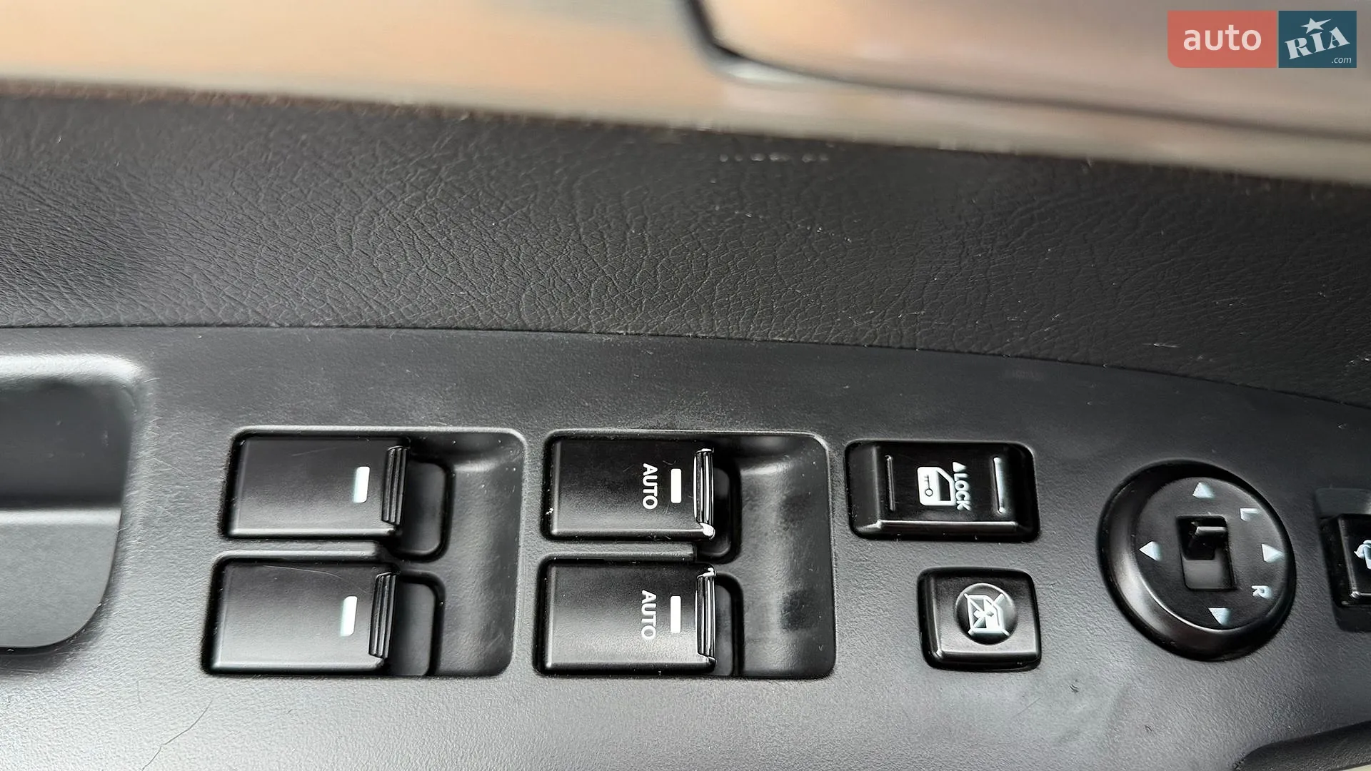 2010 Kia Sorento - мініатюра 32