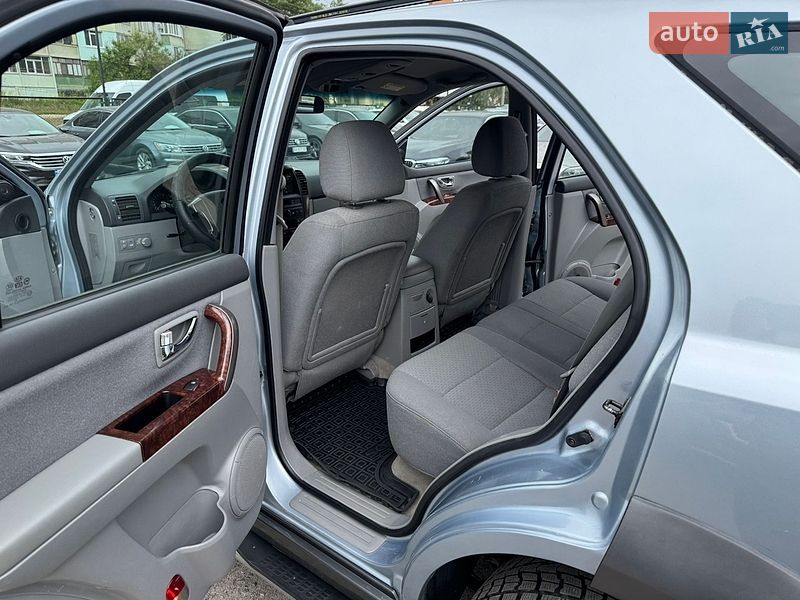 Внедорожник / Кроссовер Kia Sorento 2005 в Полтаве