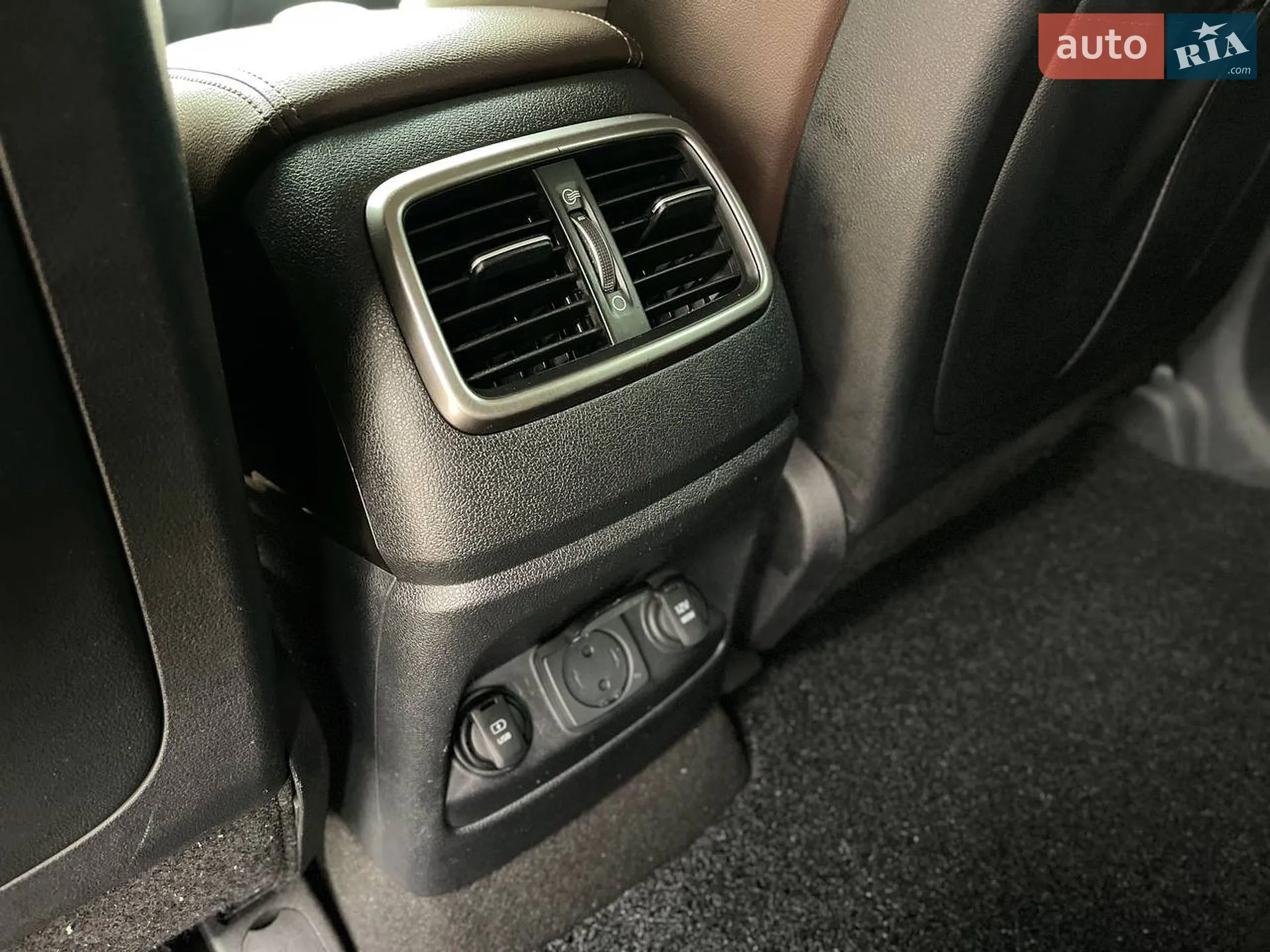 2016 Kia Sorento - мініатюра 30