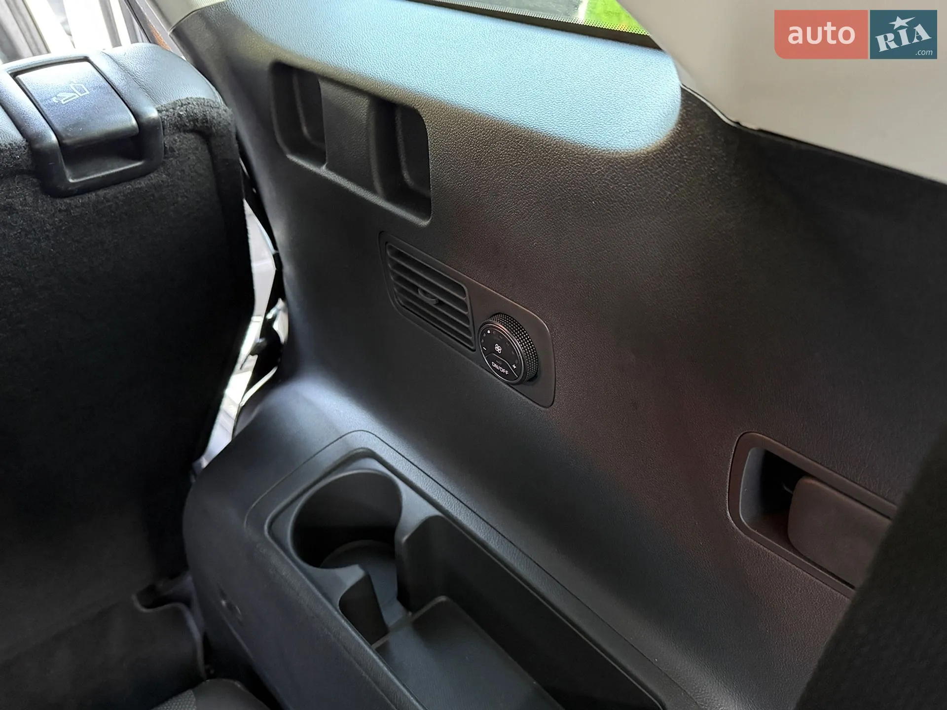 2015 Kia Sorento - мініатюра 80