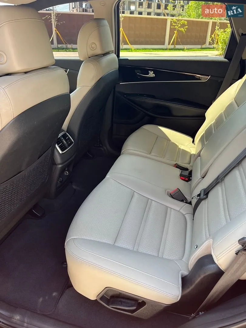 2019 Kia Sorento - мініатюра 17
