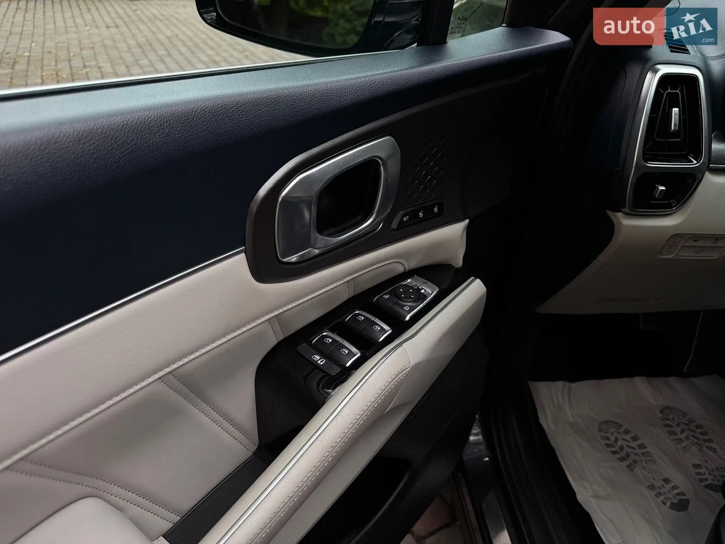2023 Kia Sorento - мініатюра 30