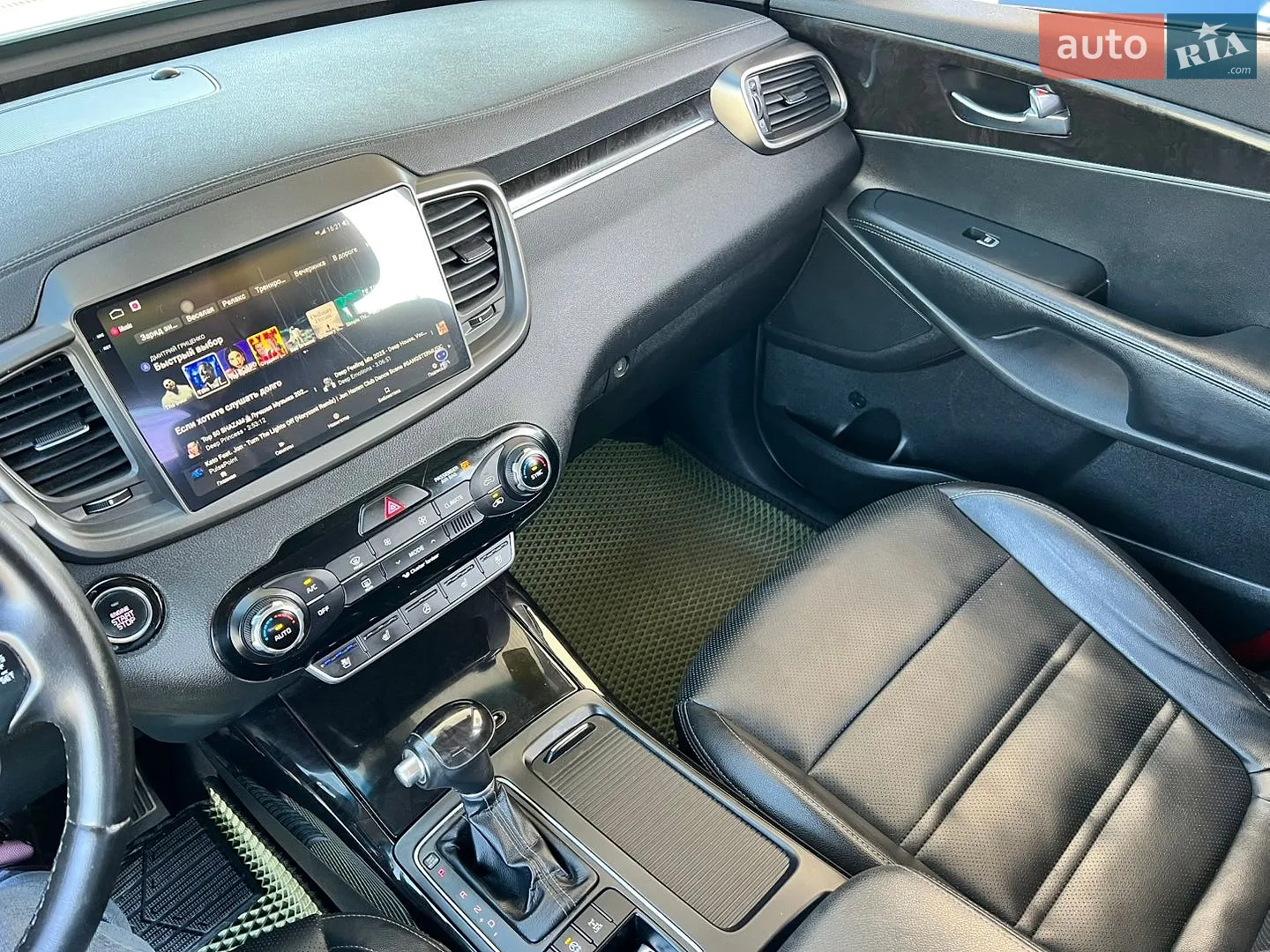 2017 Kia Sorento - мініатюра 8