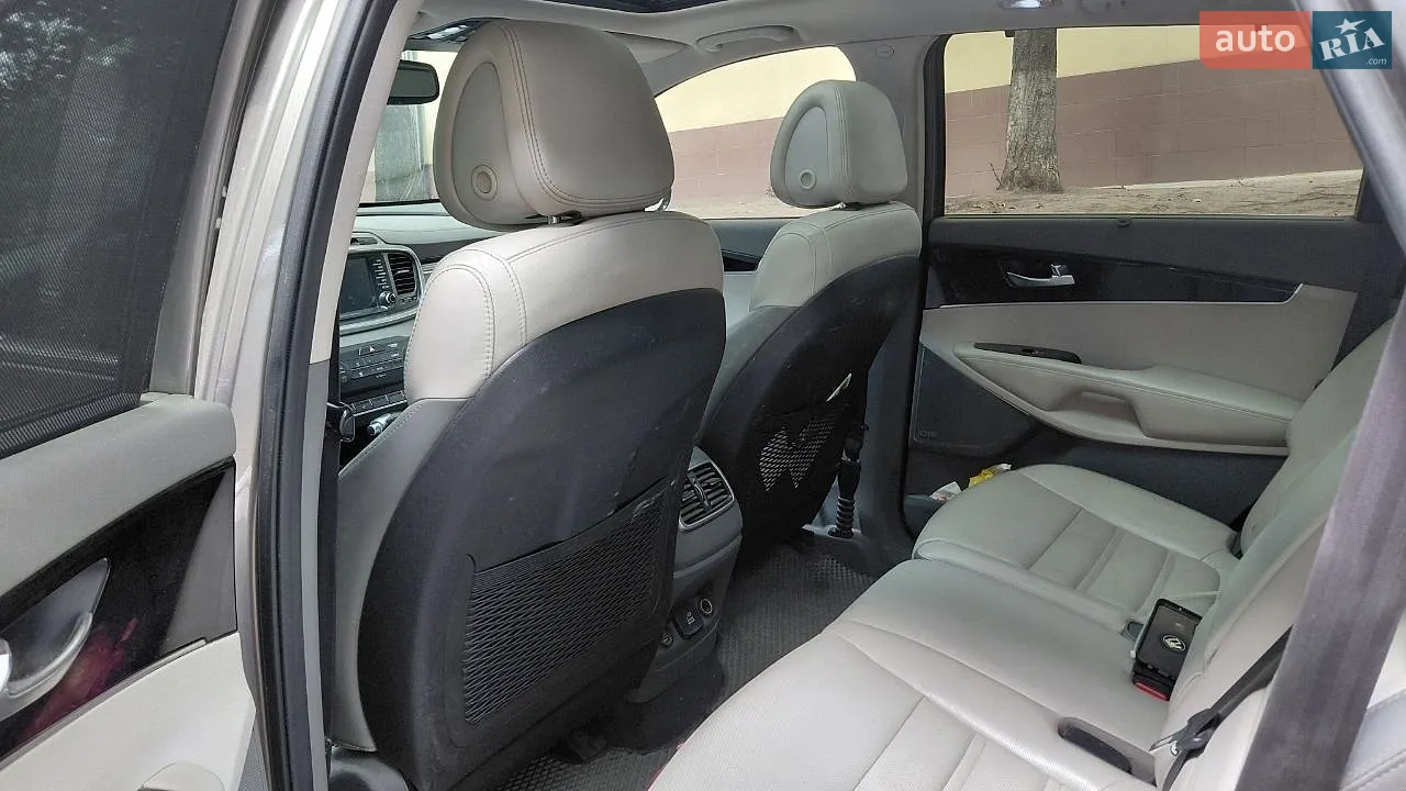 2015 Kia Sorento - мініатюра 8