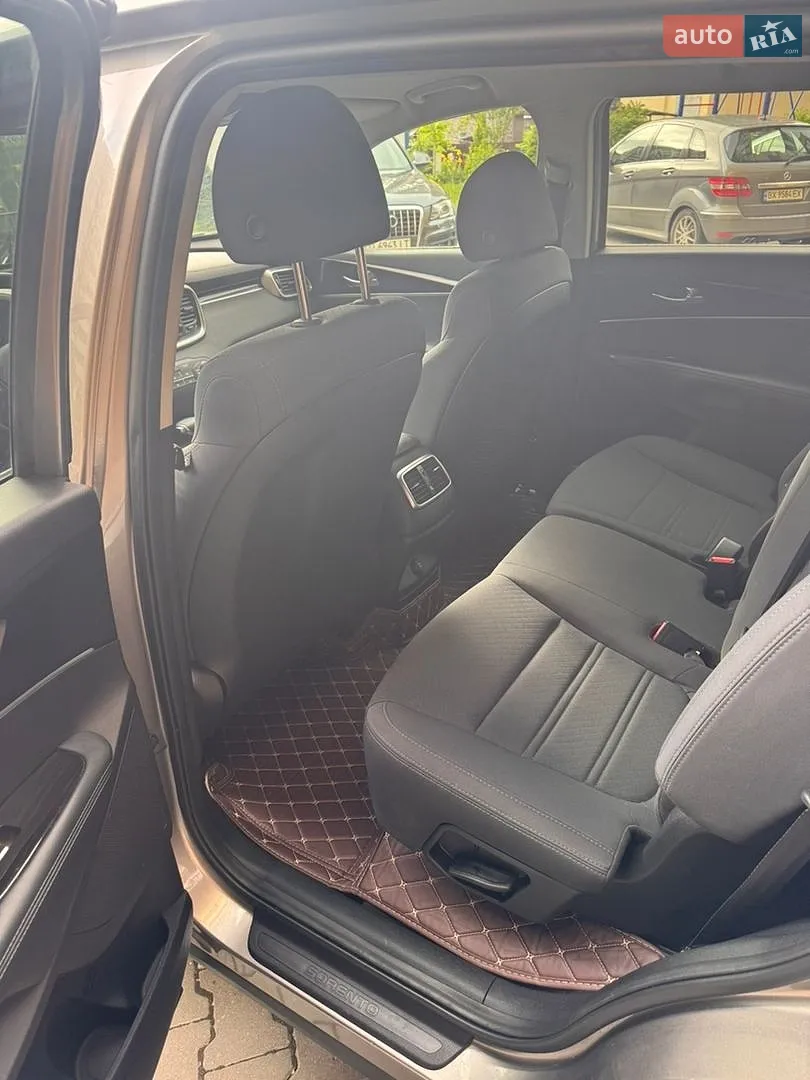 2018 Kia Sorento - мініатюра 17
