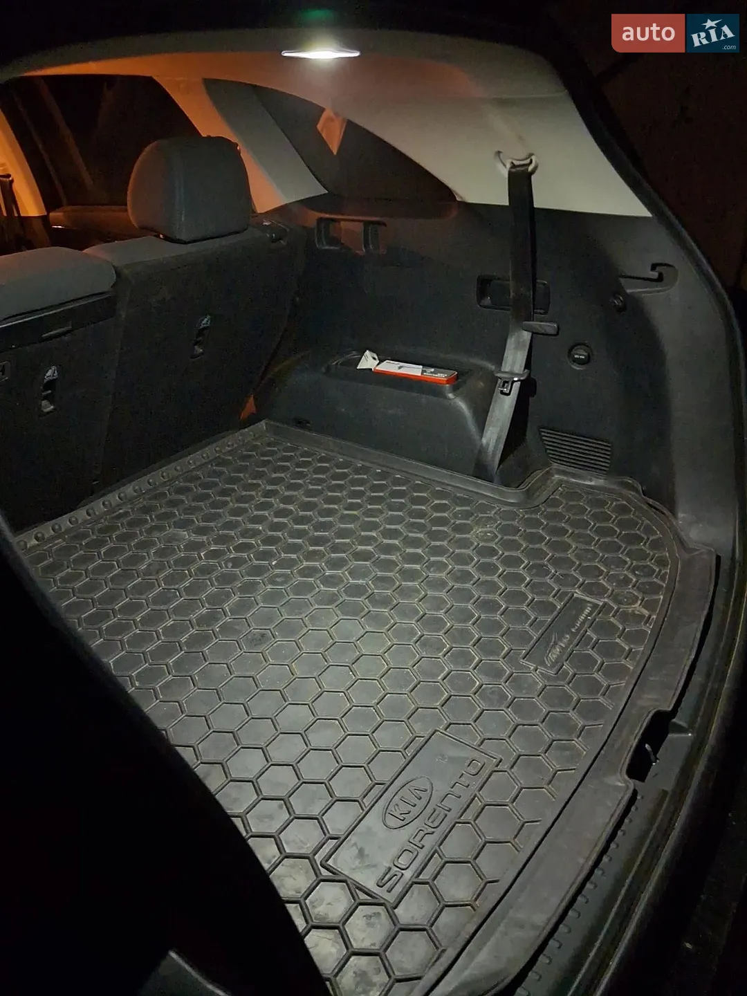 2018 Kia Sorento - мініатюра 16